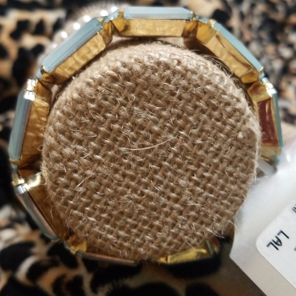 Carole Inc Torqoise Opal Stretch Bracelet - Picture 2 of 4